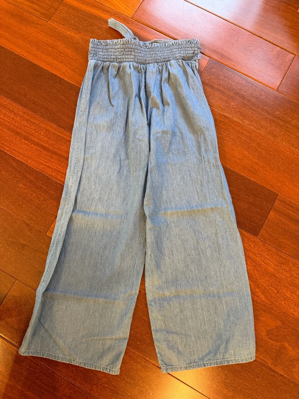 Light Wash Wide Leg Paperbag Waist Jeans